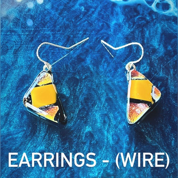 Bonnie’s Bling One of a Kind Fused Glass Jewelry and Accessories to Wear. - Picture 6 of 10